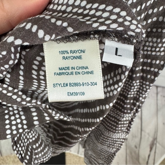 Bella Dahl Brown and Cream Polka Dot Casual Button Down Shirt Size Large - Picture 8 of 8